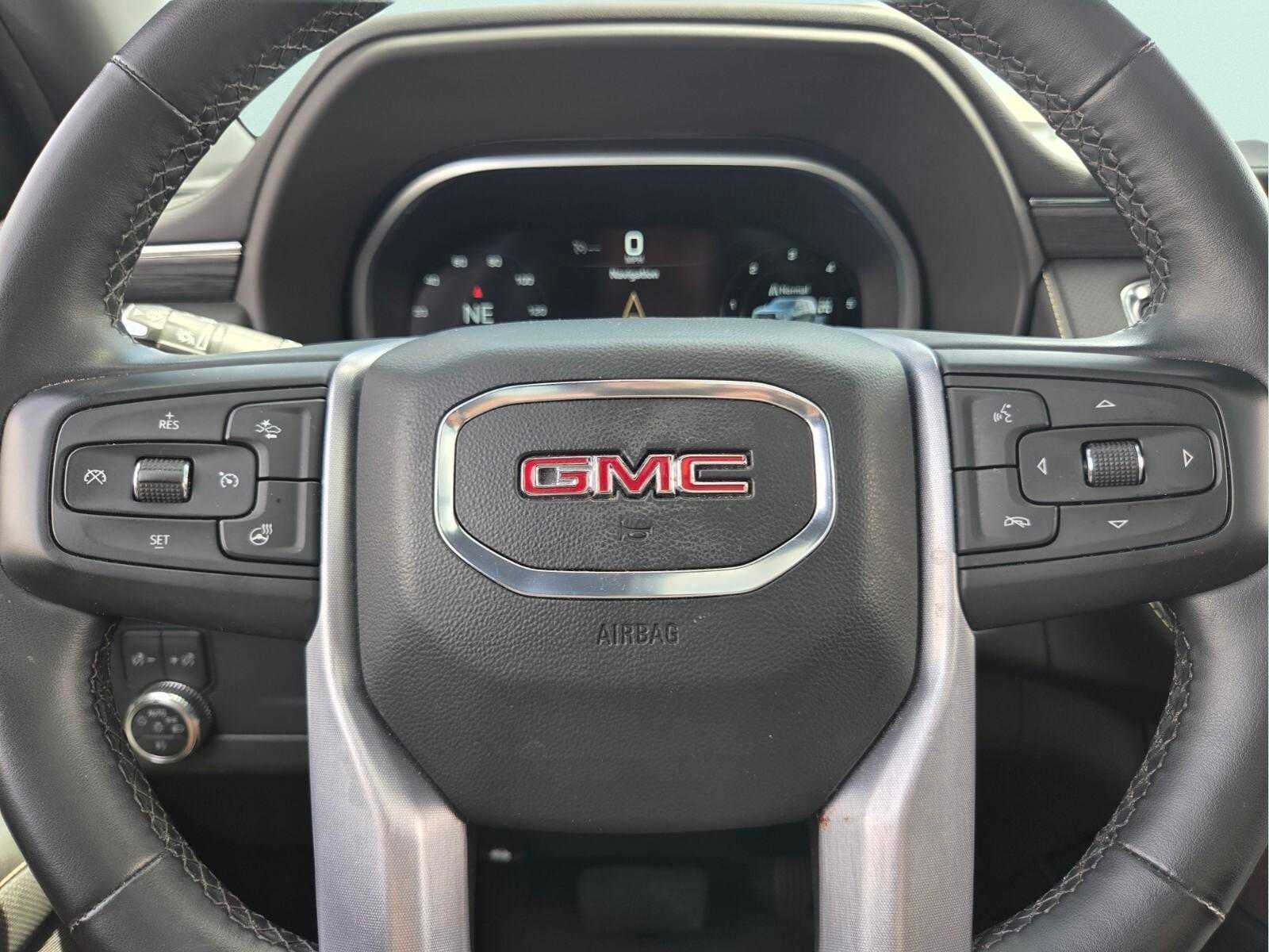 2023 GMC Yukon XL SLT