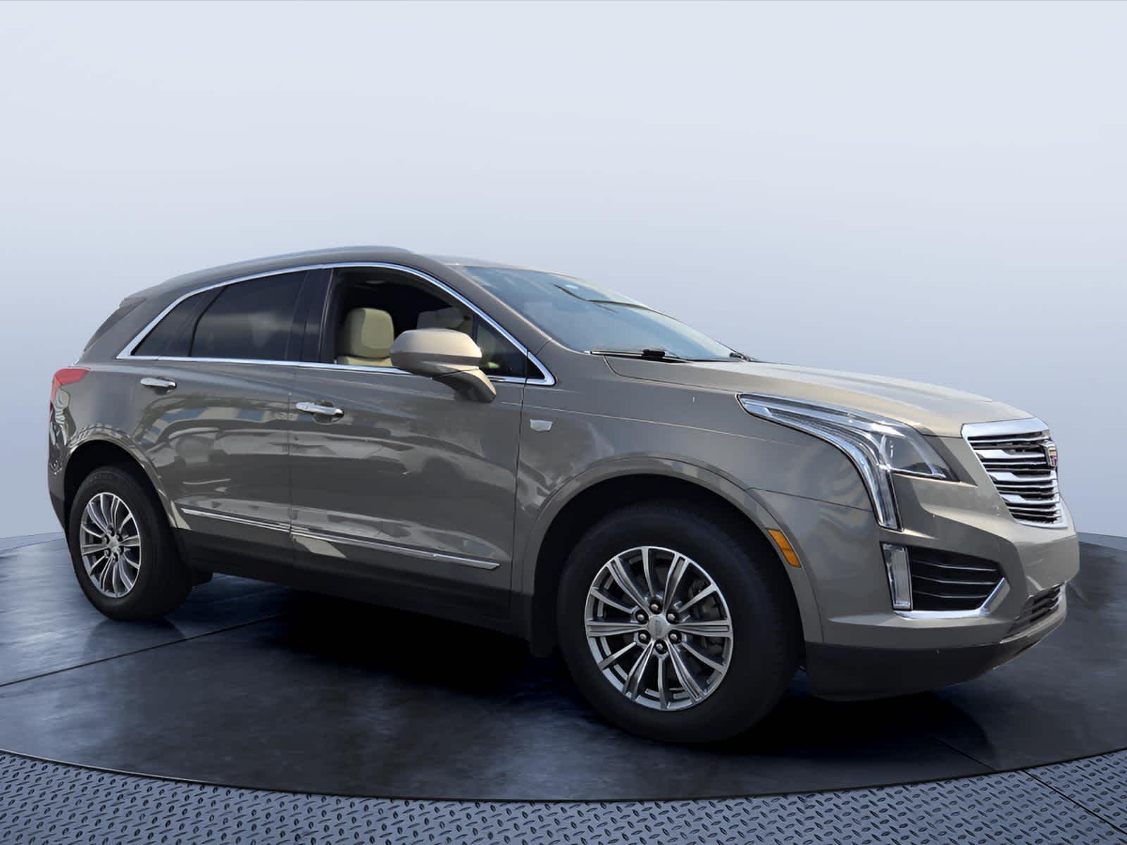 2019 Cadillac XT5 FWD Luxury's photo