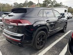 2025 Volkswagen Atlas Cross Sport 2.0T SEL R-Line Black
