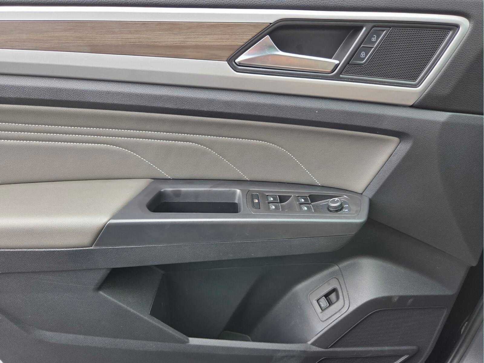 2023 Volkswagen Atlas 3.6L V6 SEL