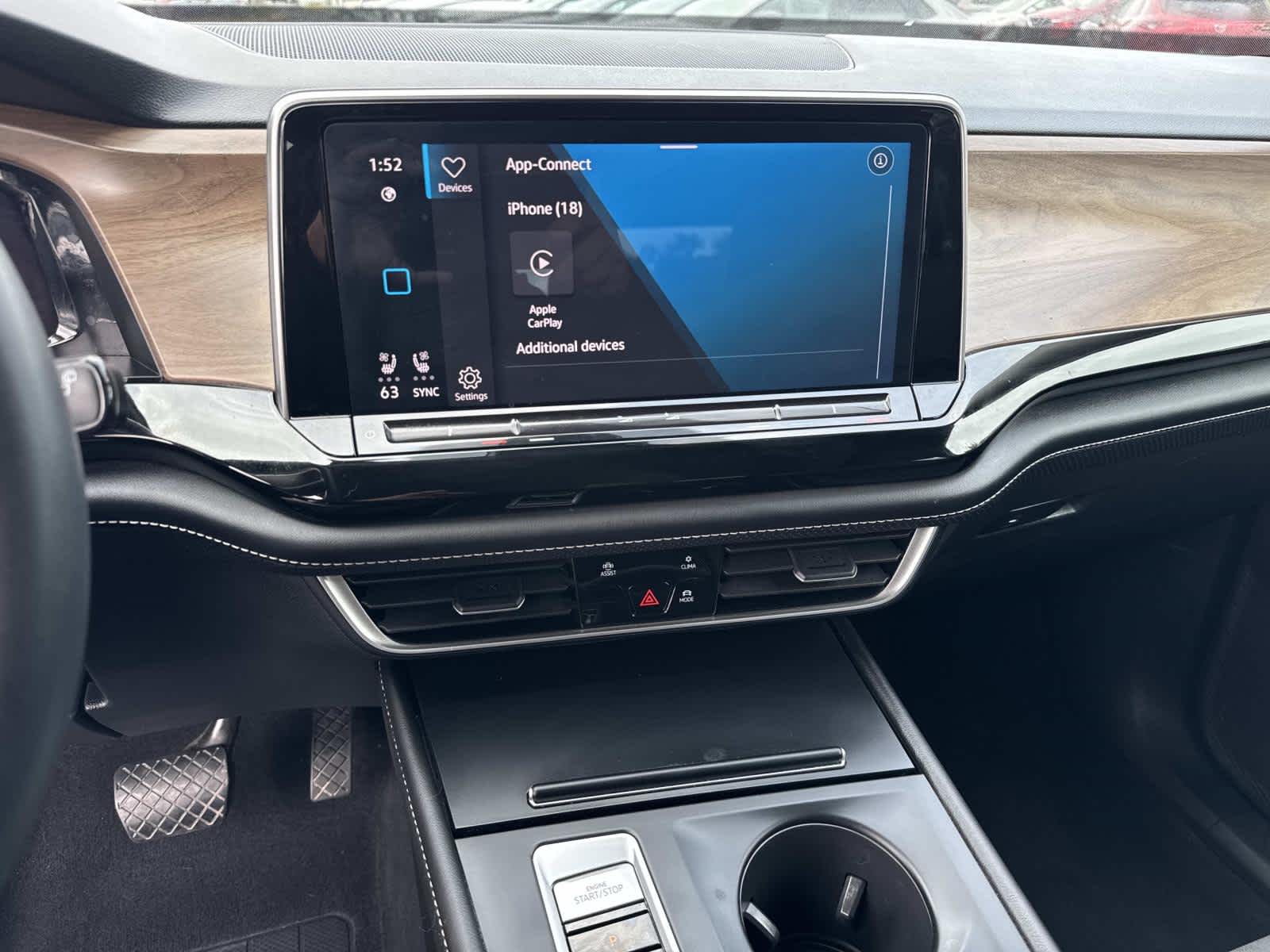 2024 Volkswagen Atlas 2.0T SE