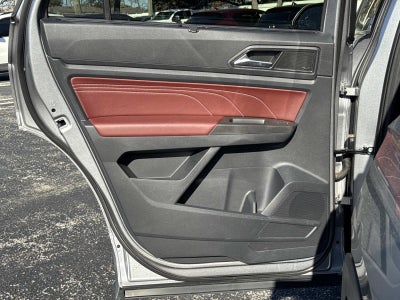 2022 Volkswagen Atlas Cross Sport 3.6L V6 SEL Premium R-Line