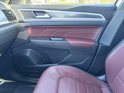 2022 Volkswagen Atlas Cross Sport 3.6L V6 SEL Premium R-Line