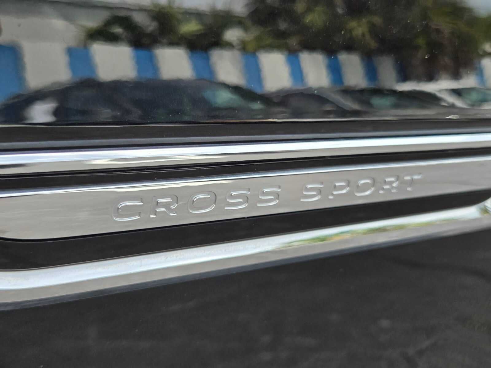 2022 Volkswagen Atlas Cross Sport 3.6L V6 SEL Premium R-Line