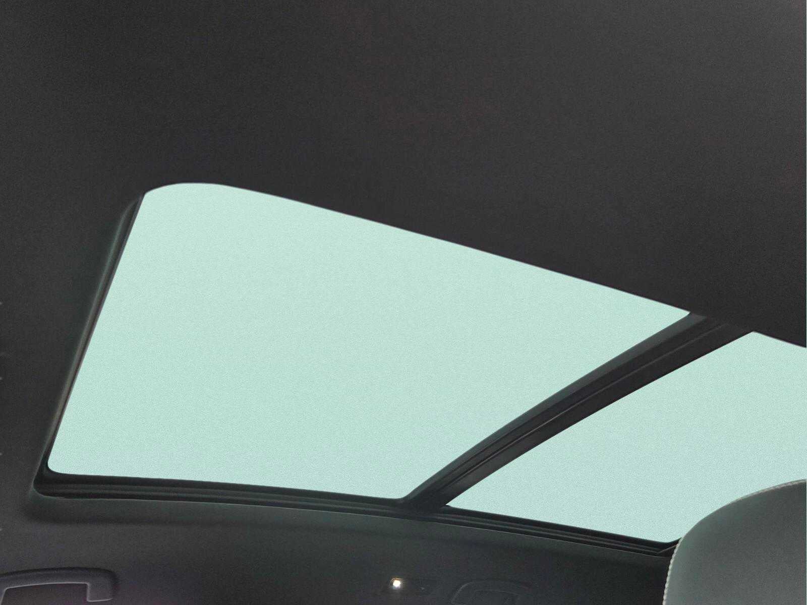 2023 Volkswagen Atlas Cross Sport 3.6L V6 SEL Premium R-Line