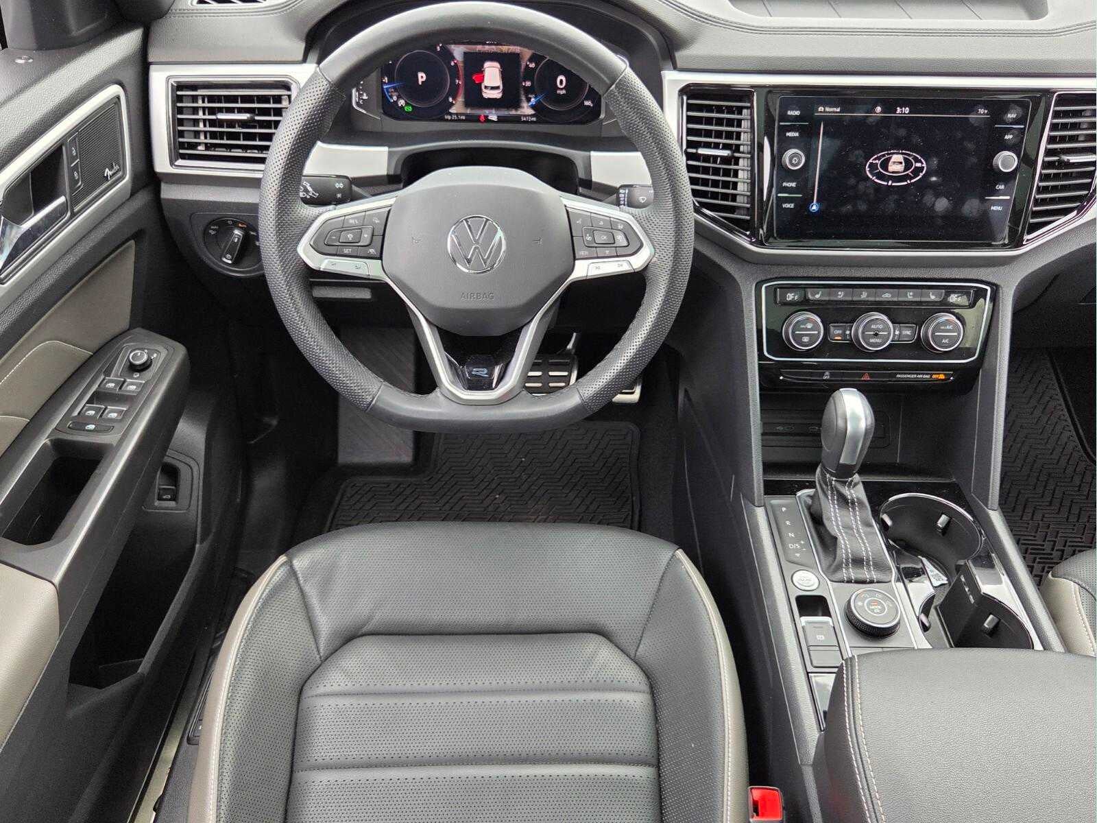 2023 Volkswagen Atlas Cross Sport 3.6L V6 SEL Premium R-Line