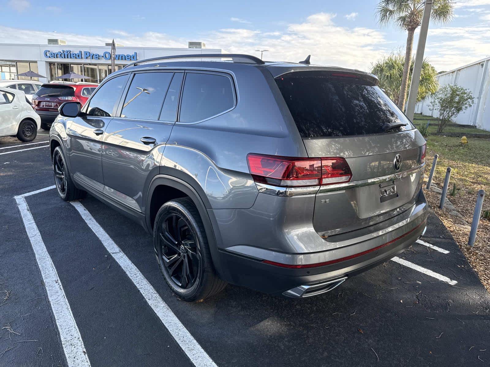 2022 Volkswagen Atlas 2.0T SE w/Technology