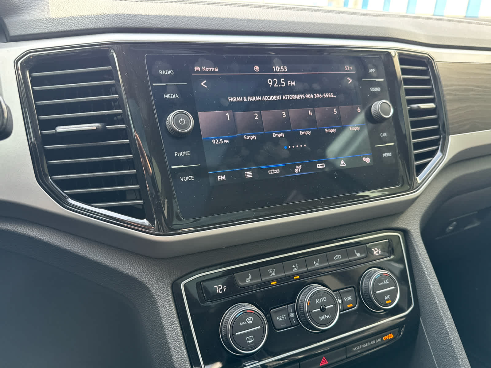 2022 Volkswagen Atlas 3.6L V6 SE w/Technology