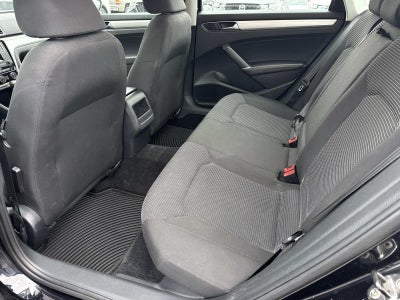 2017 Volkswagen Passat 1.8T S