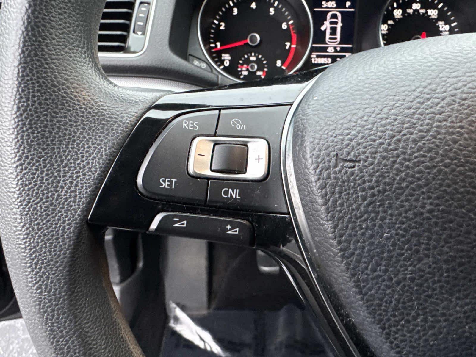 2017 Volkswagen Passat 1.8T S