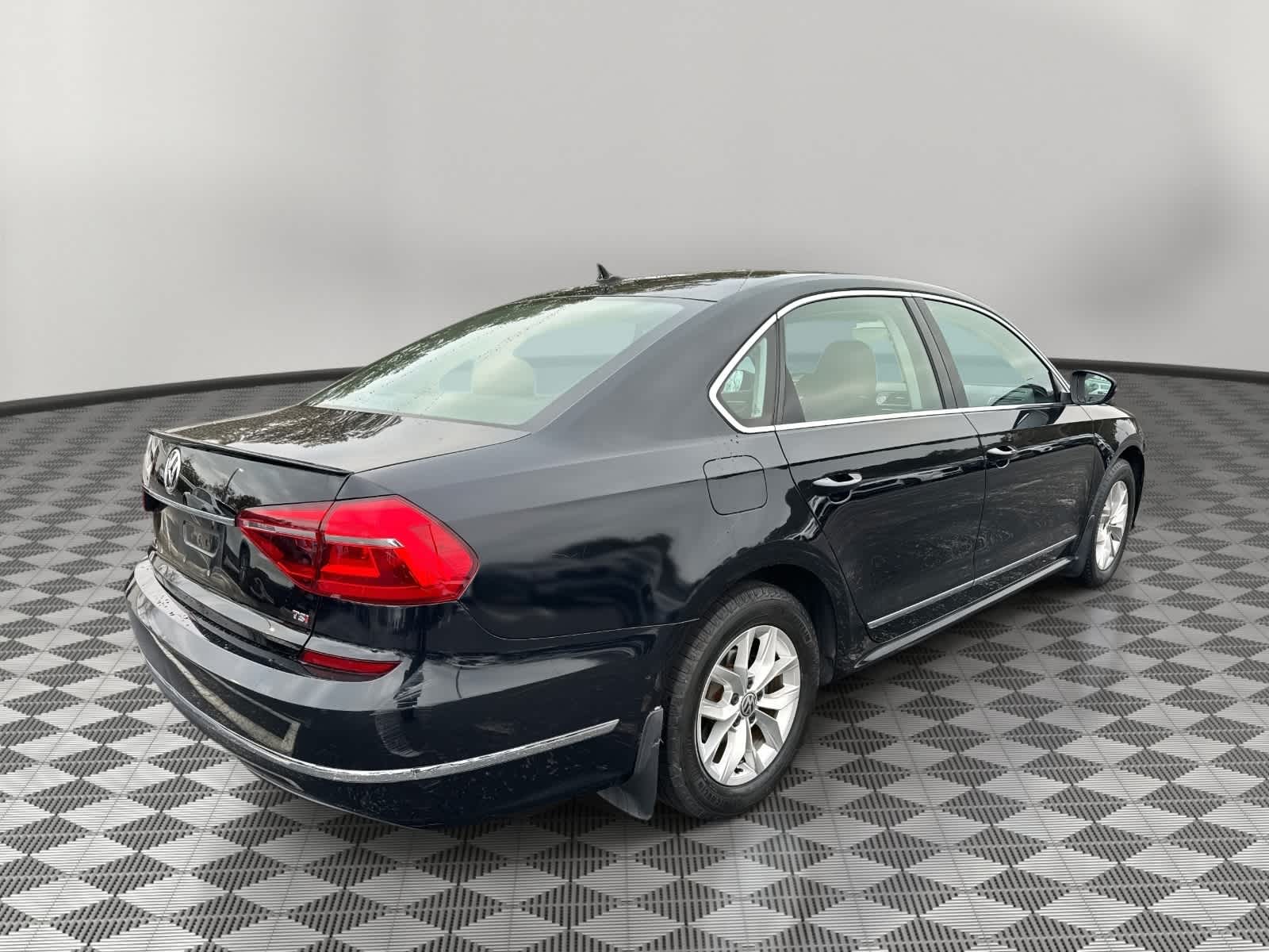 2017 Volkswagen Passat 1.8T S