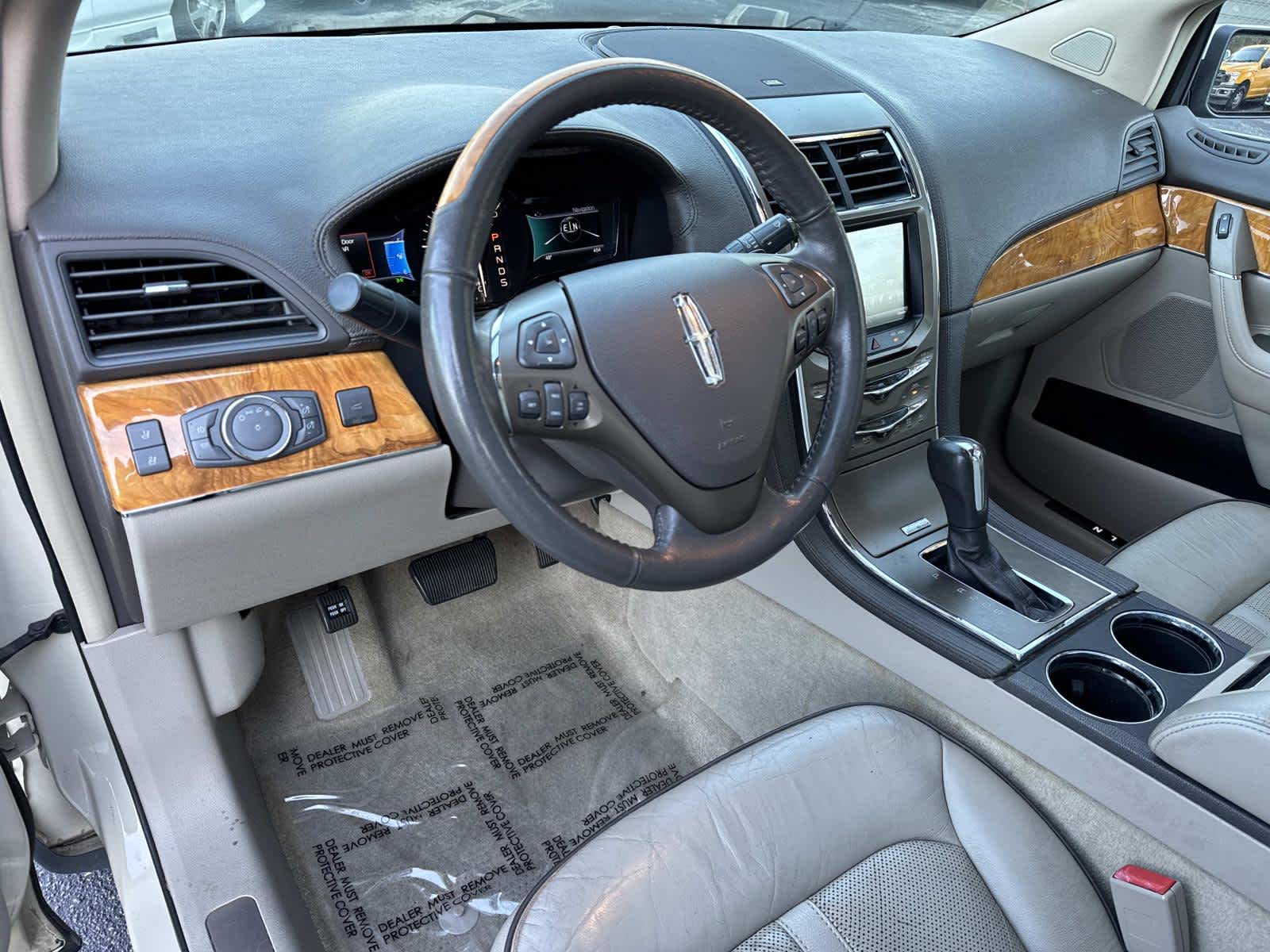 2015 Lincoln MKX Base