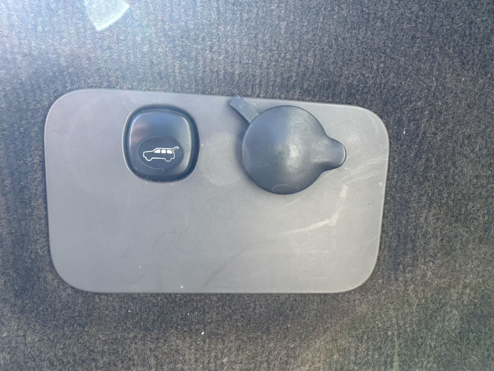 2014 Lincoln MKT Base