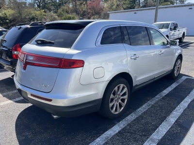 2014 Lincoln MKT Base