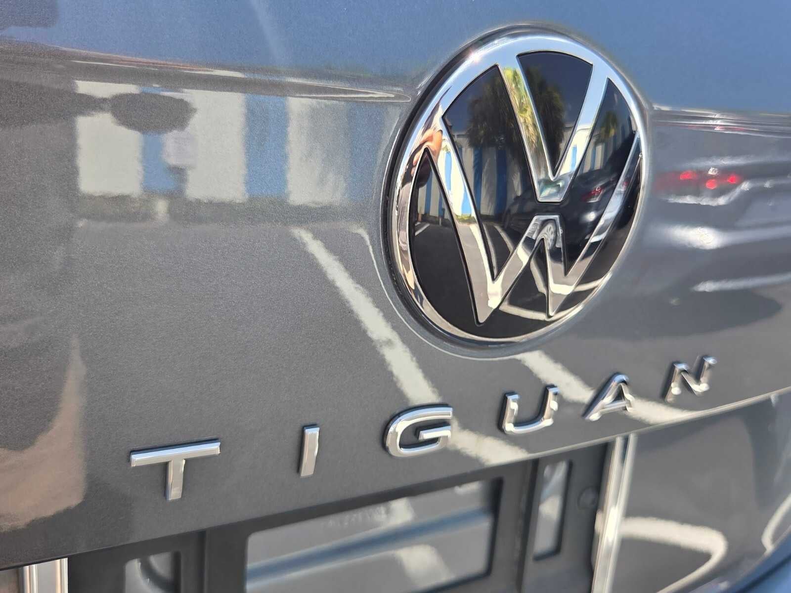 2022 Volkswagen Tiguan SEL R-Line