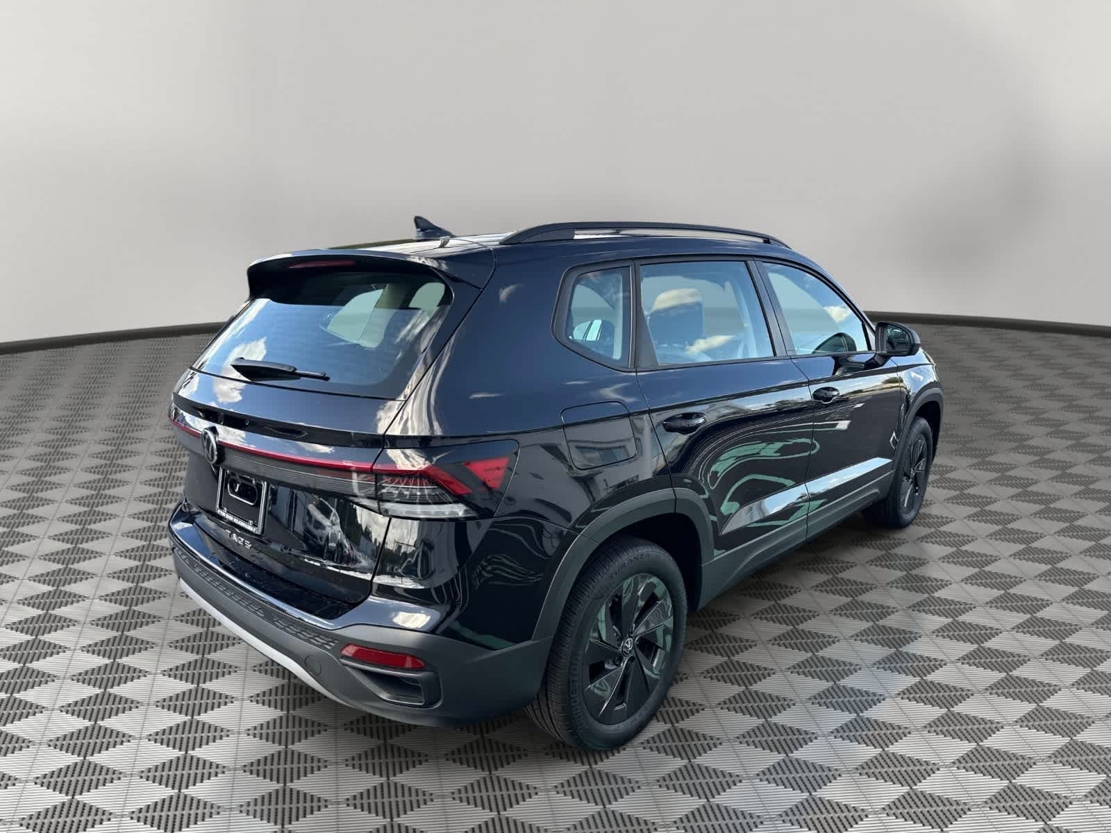 2025 Volkswagen Taos S