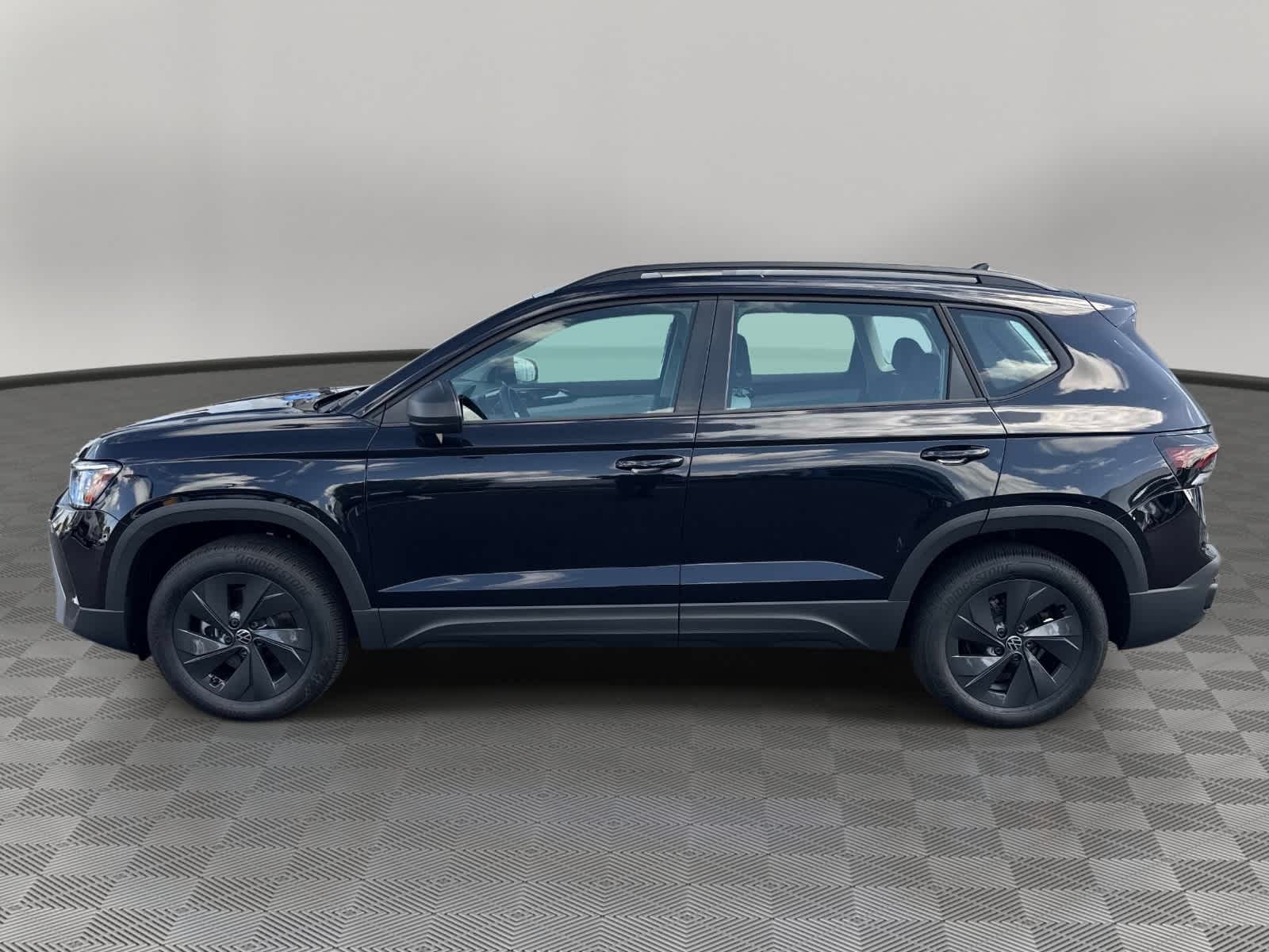 2025 Volkswagen Taos S