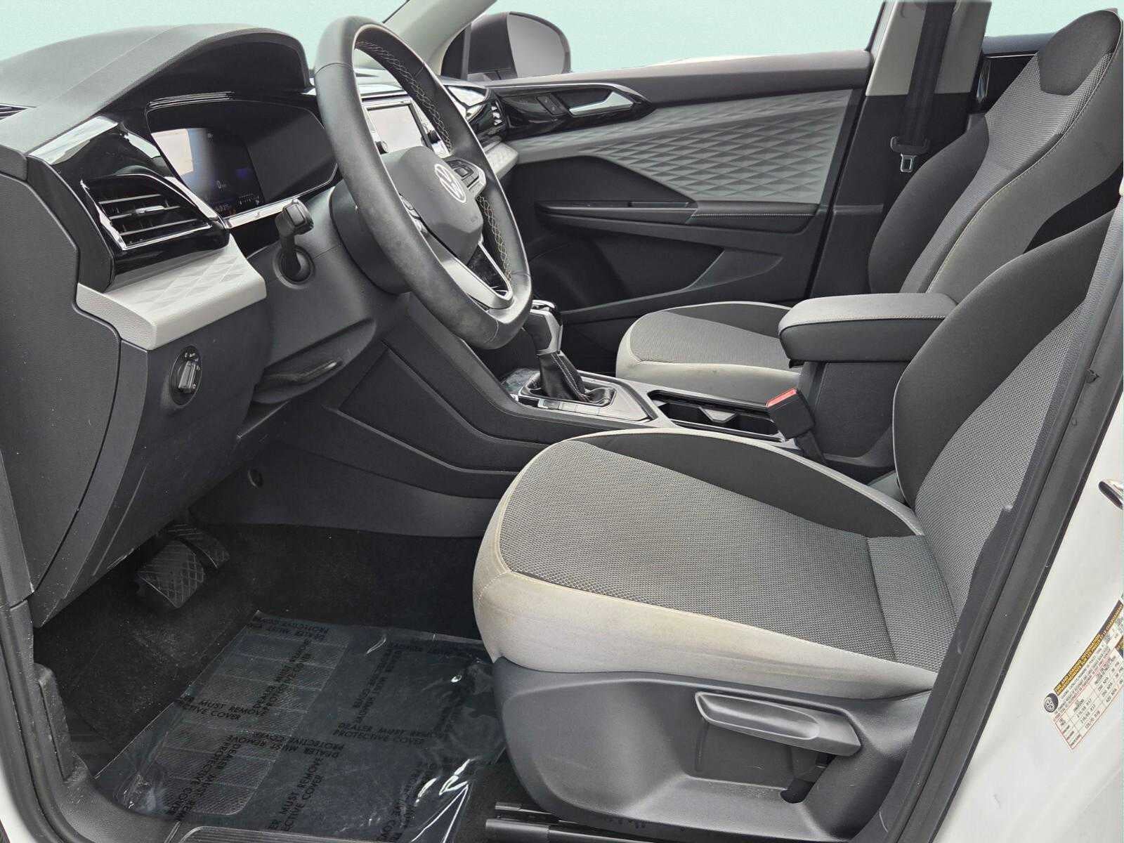 2024 Volkswagen Taos S