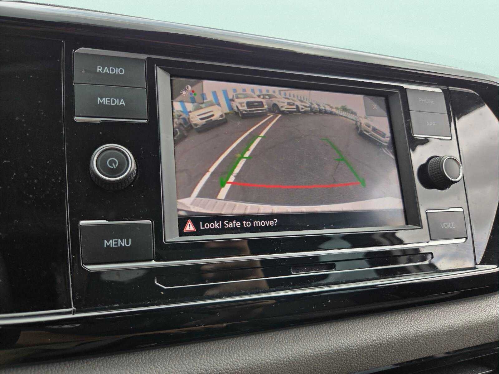 2024 Volkswagen Taos S