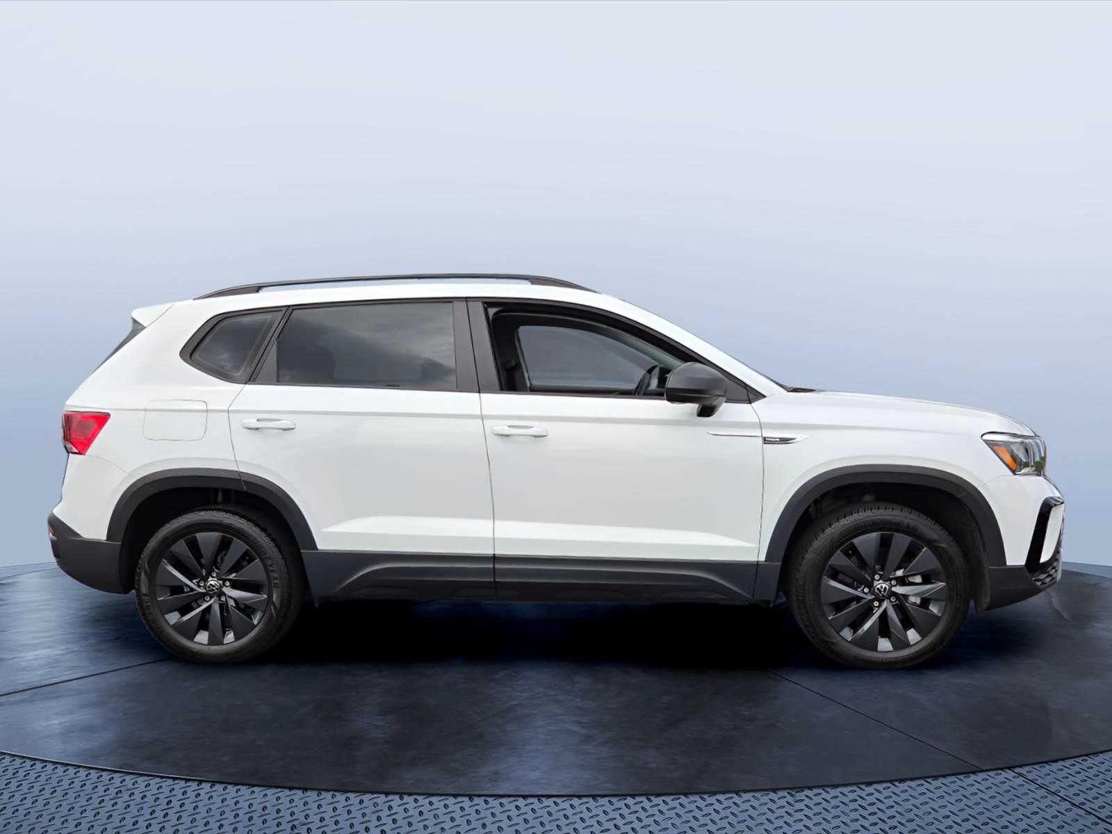 2024 Volkswagen Taos S