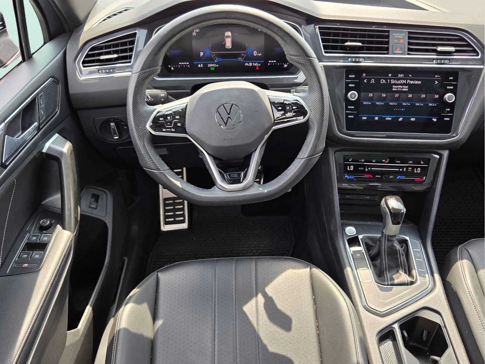 2024 Volkswagen Tiguan SE R-Line Black