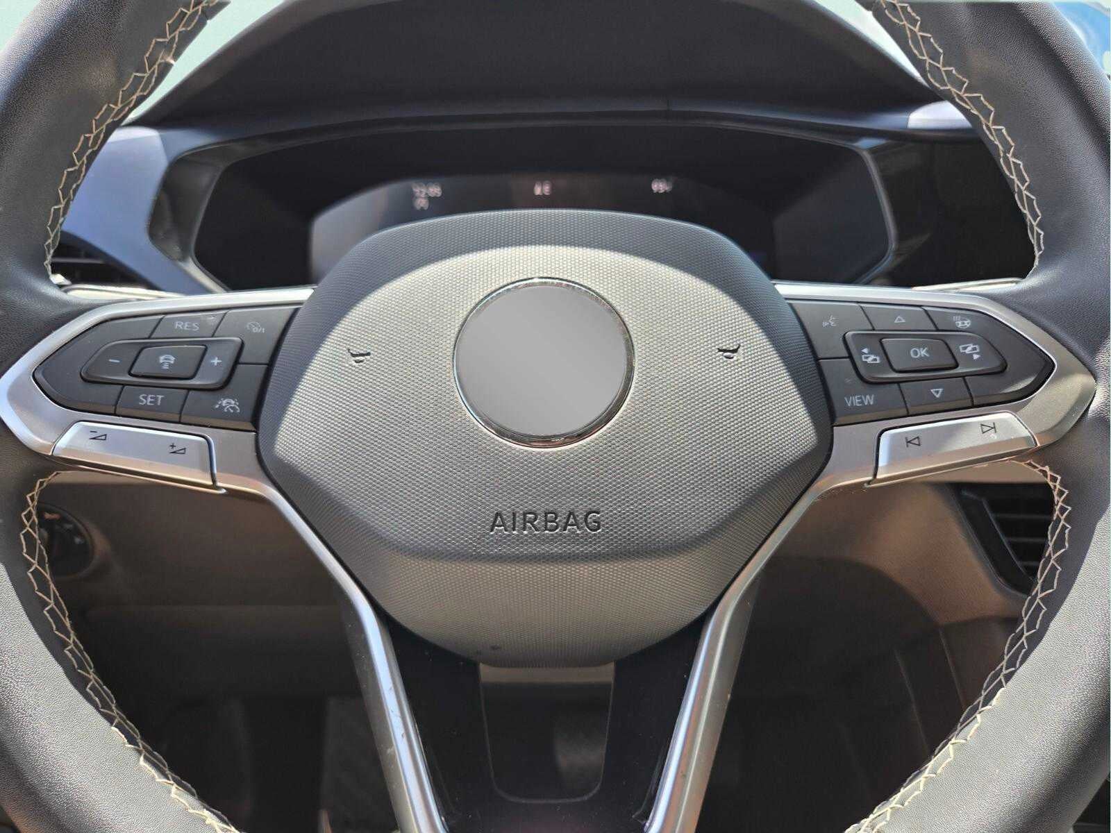2023 Volkswagen Taos SE