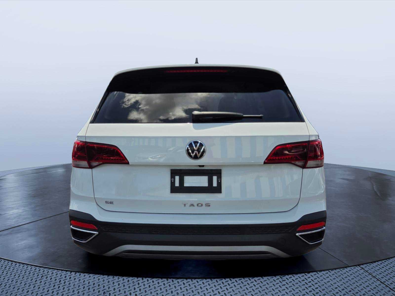 2023 Volkswagen Taos SE