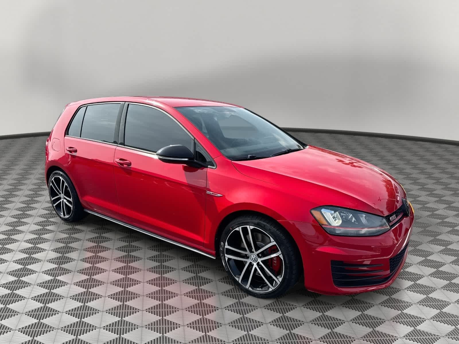 2017 Volkswagen Golf GTI Sport