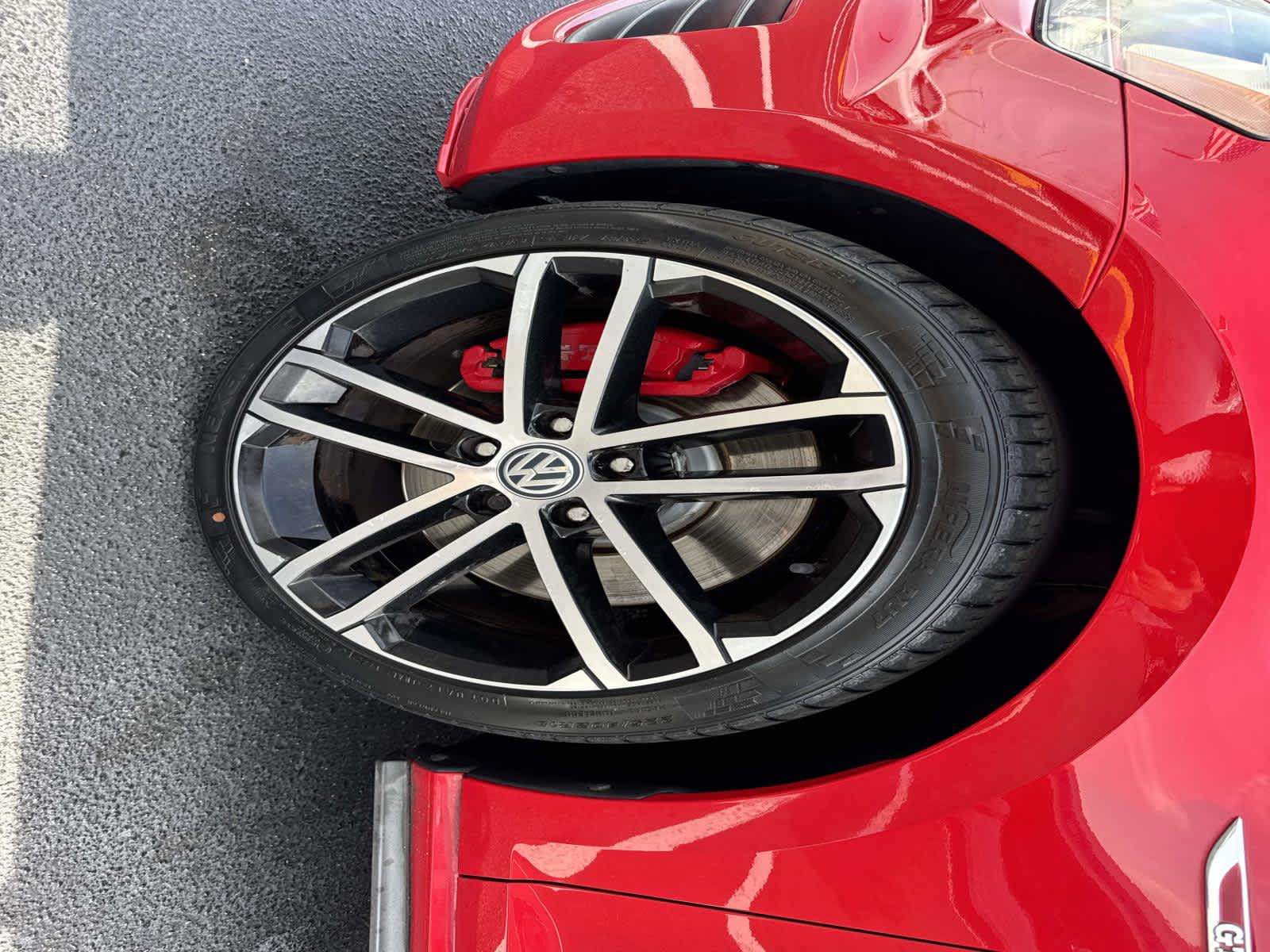 2017 Volkswagen Golf GTI Sport