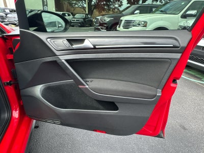 2017 Volkswagen Golf GTI Sport