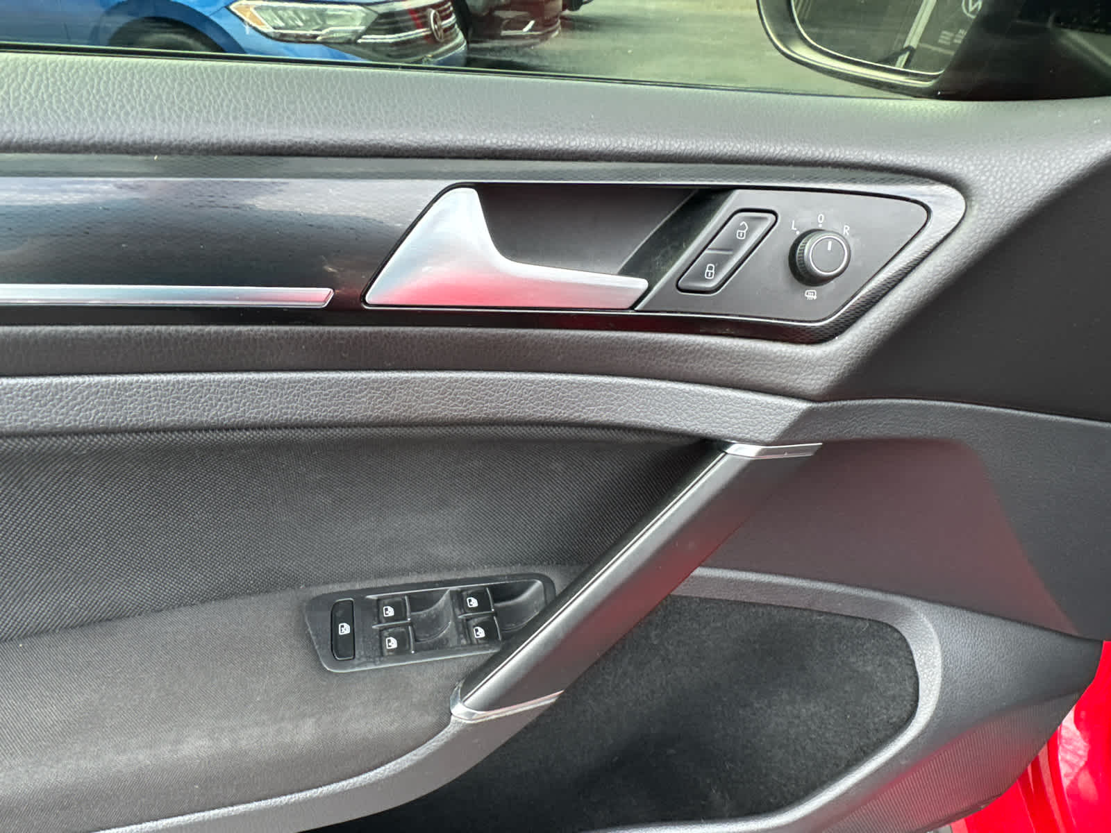 2017 Volkswagen Golf GTI Sport