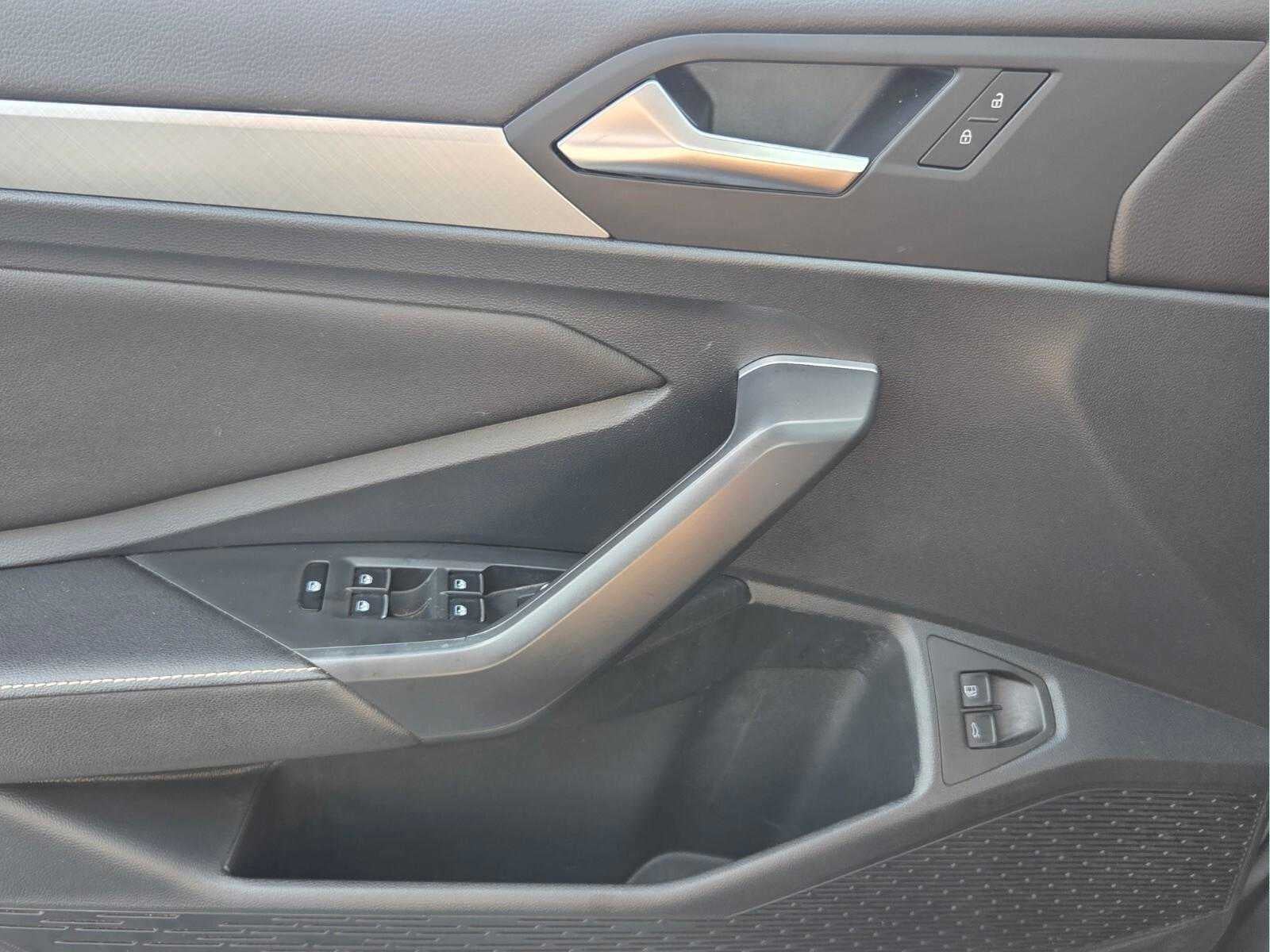 2023 Volkswagen Jetta SE