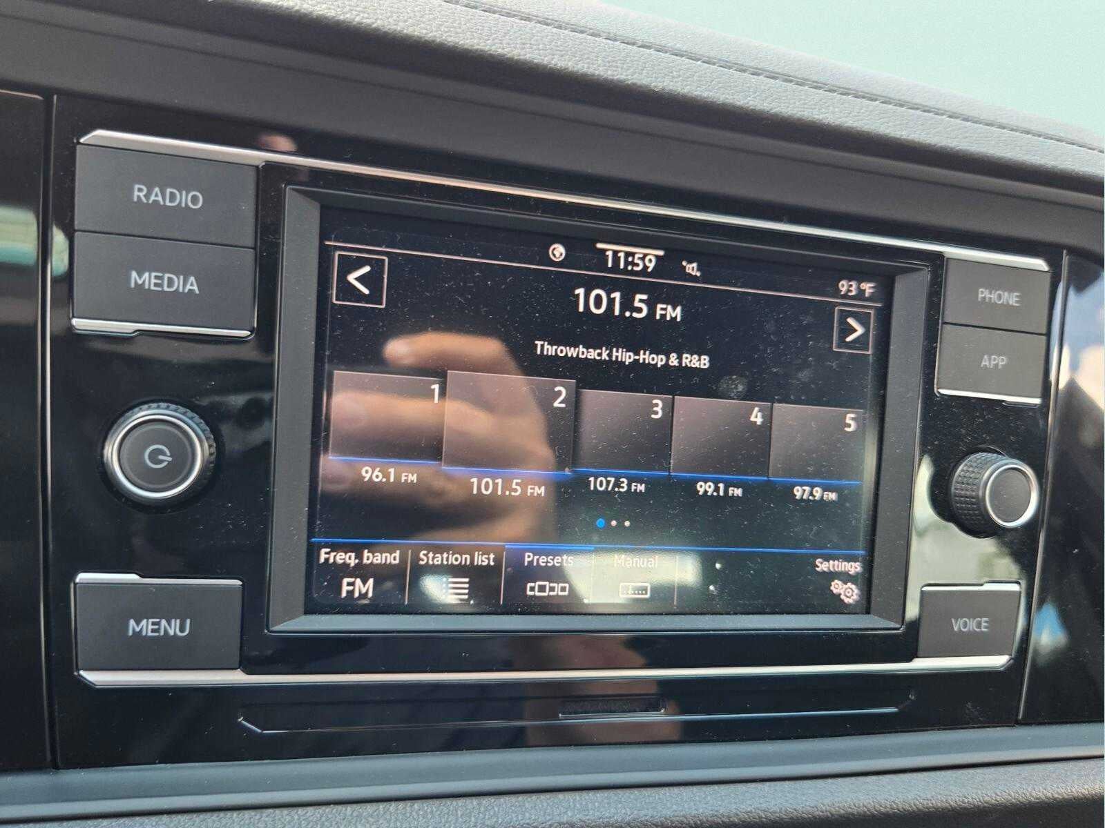 2024 Volkswagen Jetta Sport