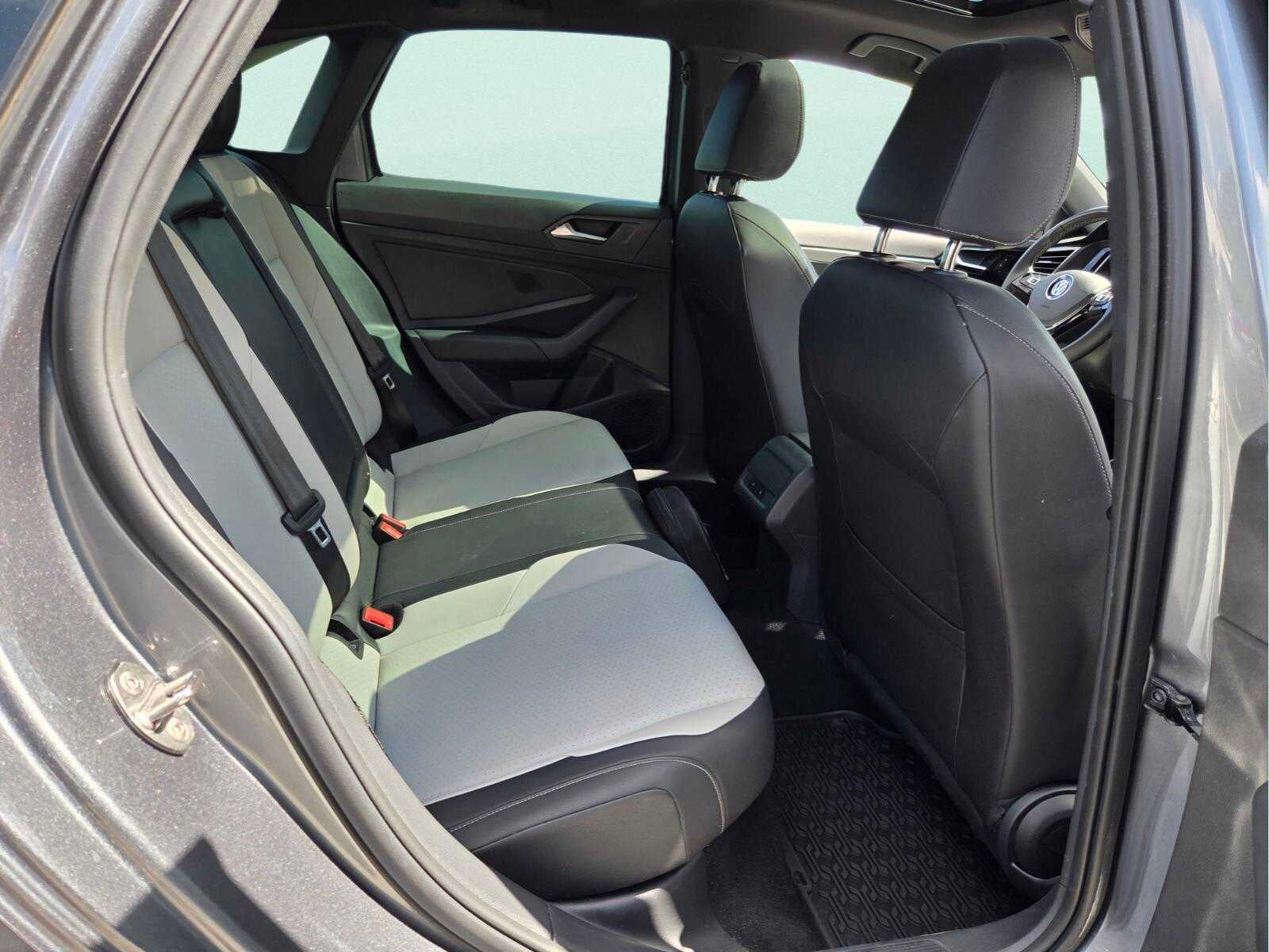 2020 Volkswagen Jetta R-Line