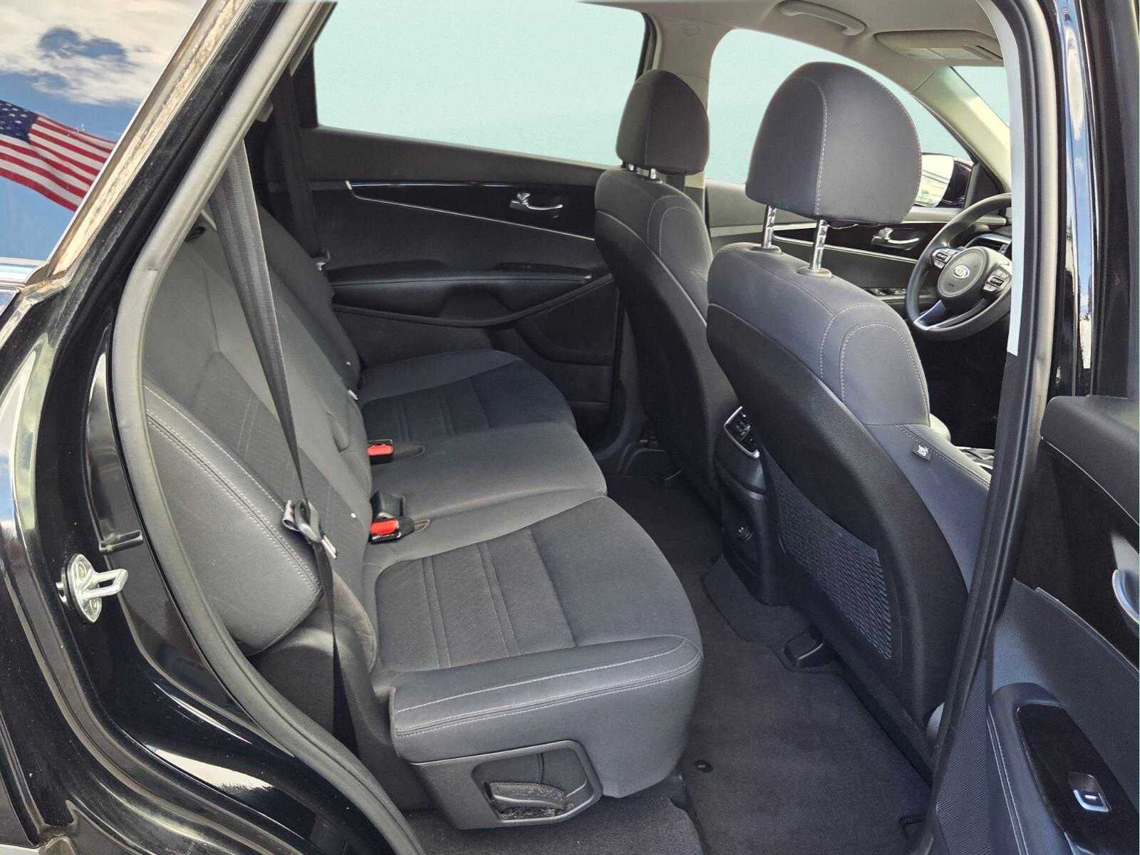 2018 Kia Sorento L