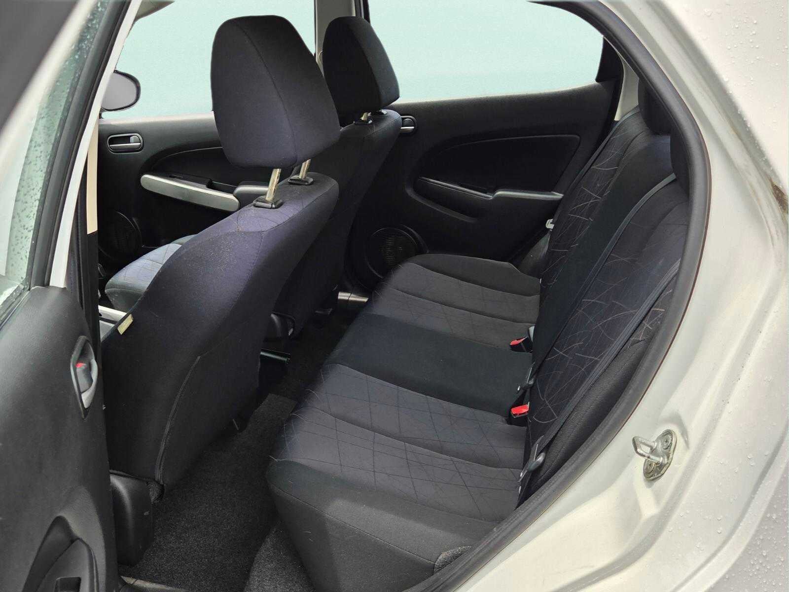 2014 Mazda MAZDA2 Sport