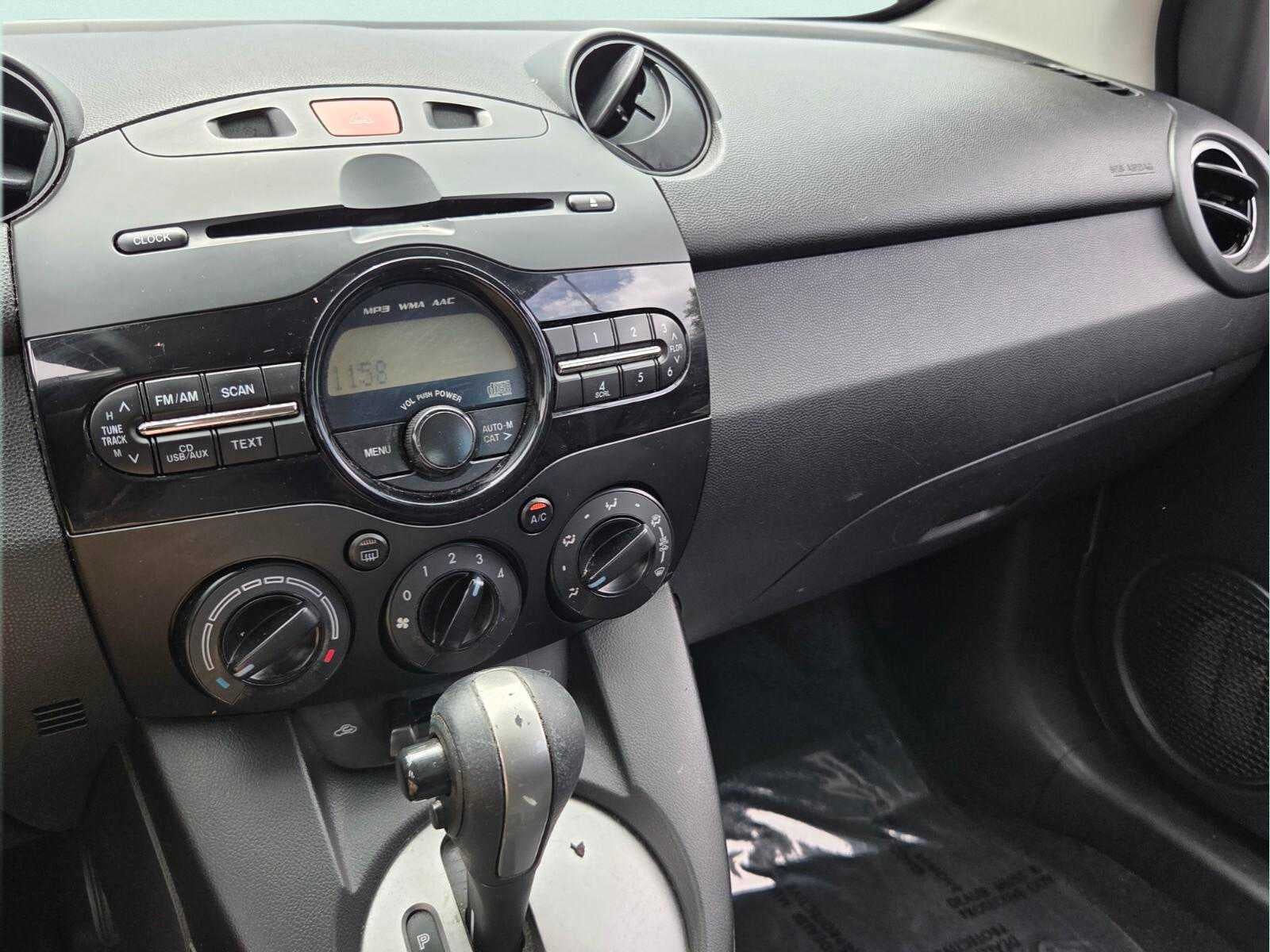 2014 Mazda MAZDA2 Sport