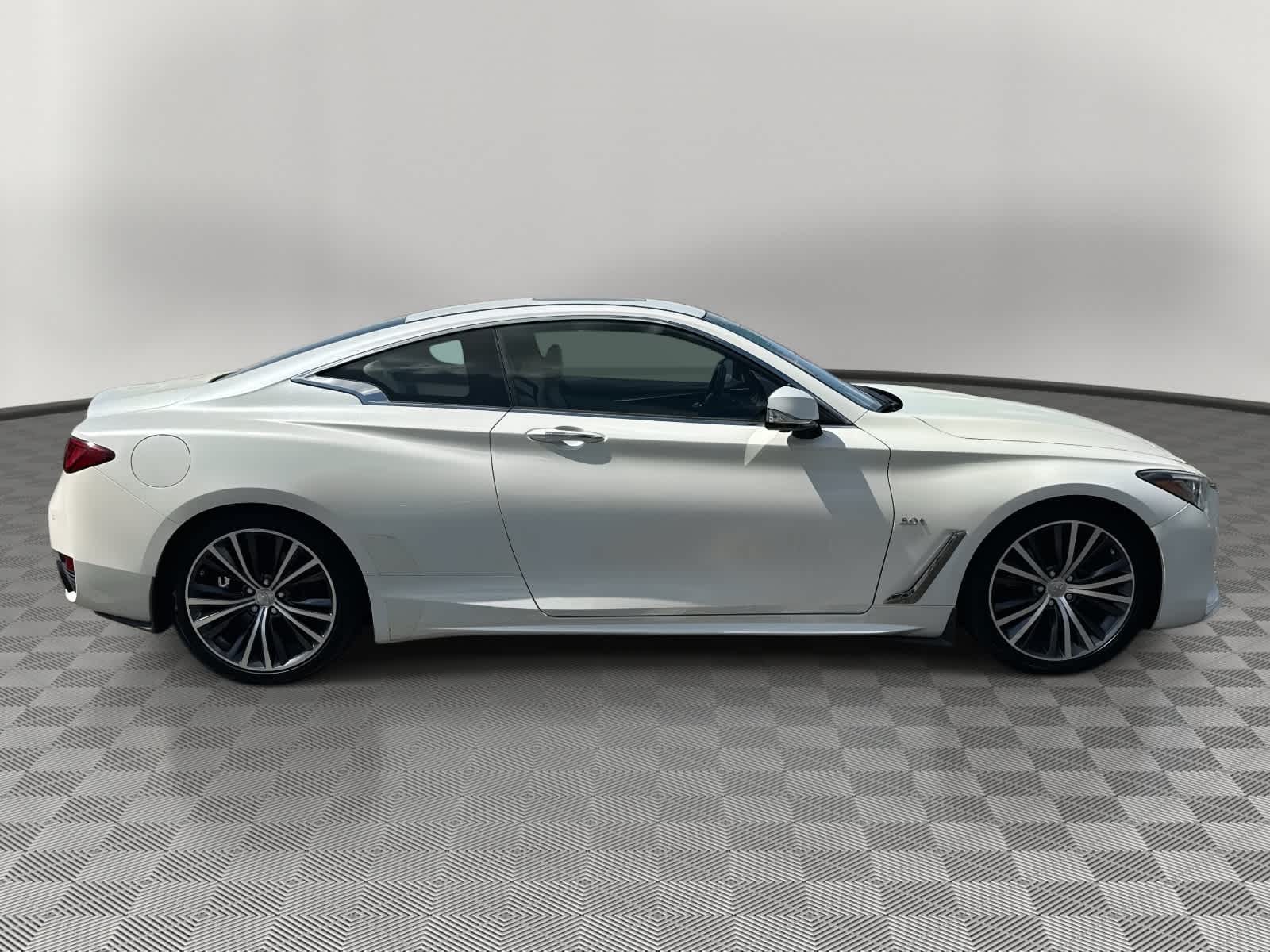 2017 INFINITI Q60 3.0t Premium