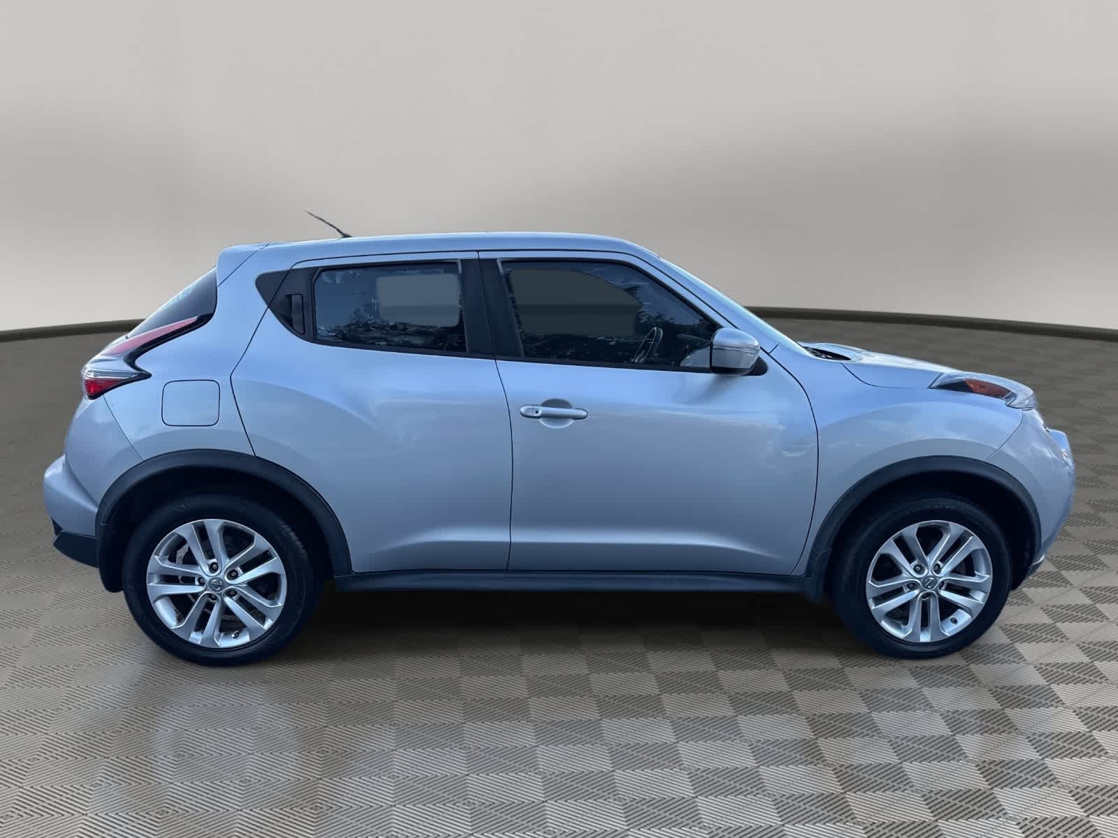2016 Nissan JUKE S