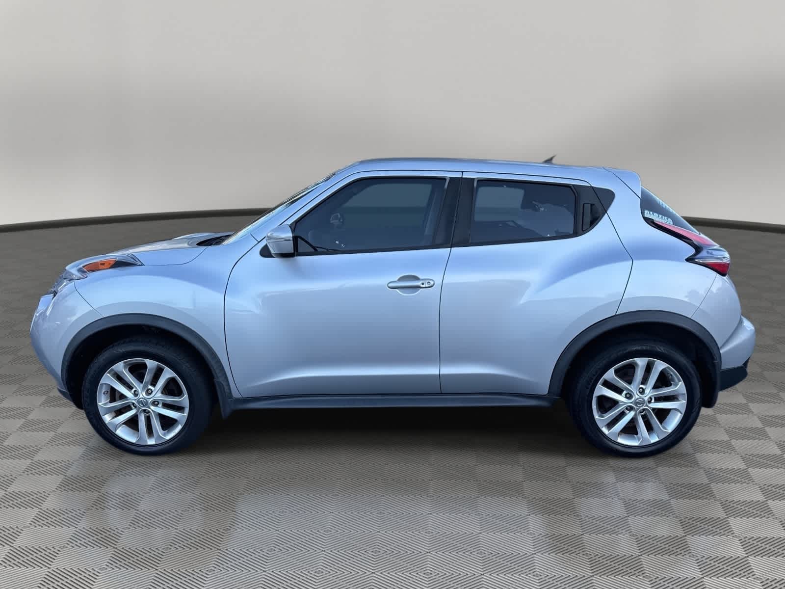 2016 Nissan JUKE S