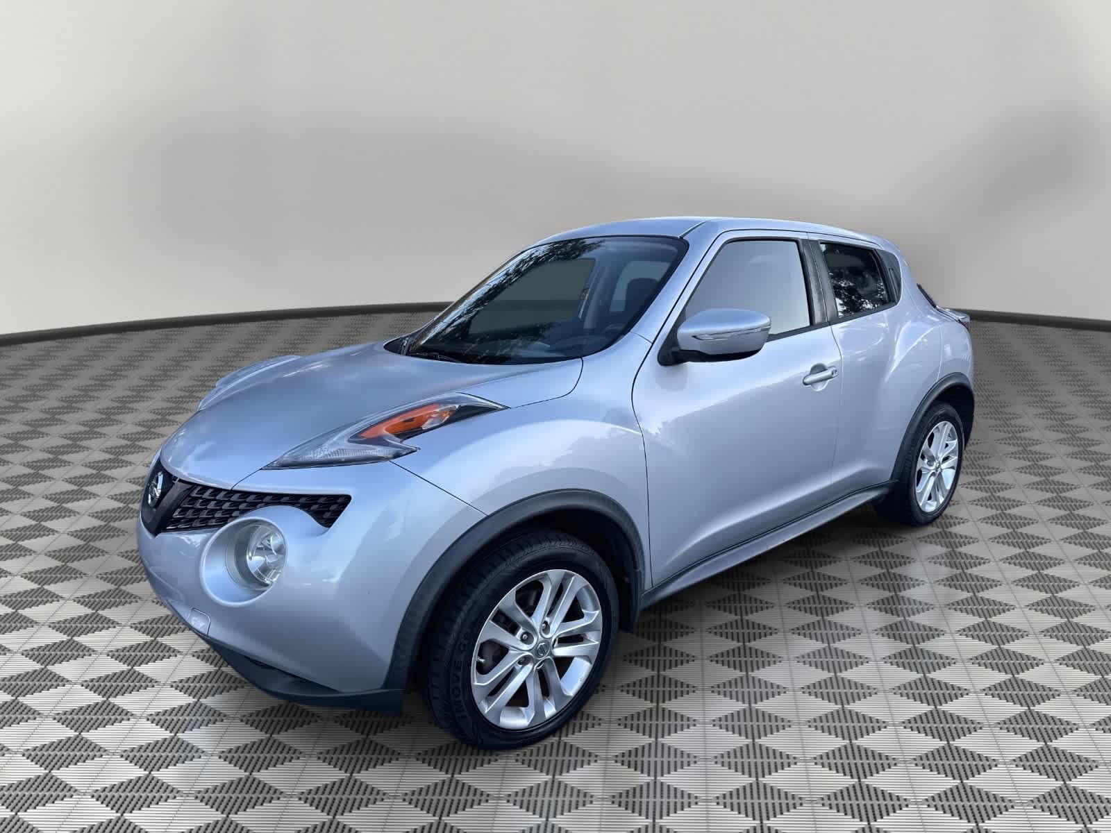 2016 Nissan JUKE S