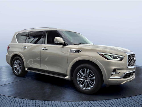 2023 INFINITI QX80 LUXE