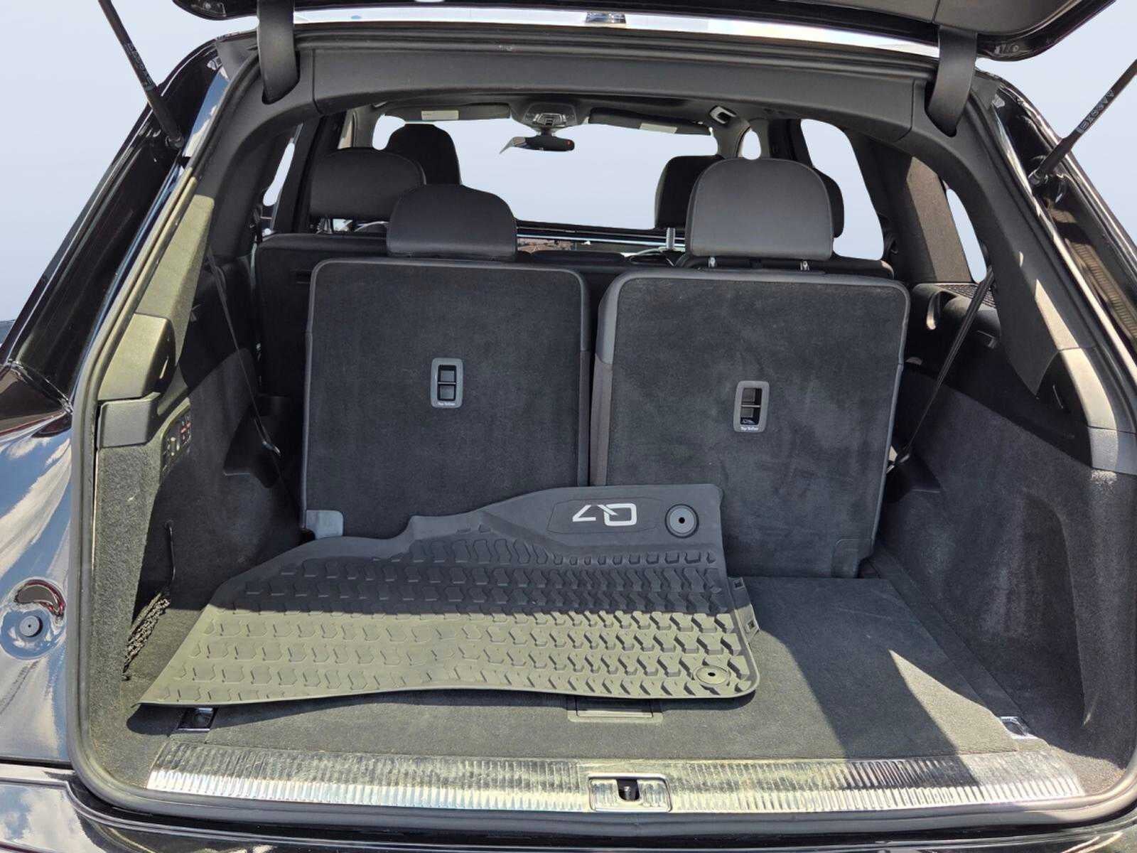 2022 Audi Q7 Prestige