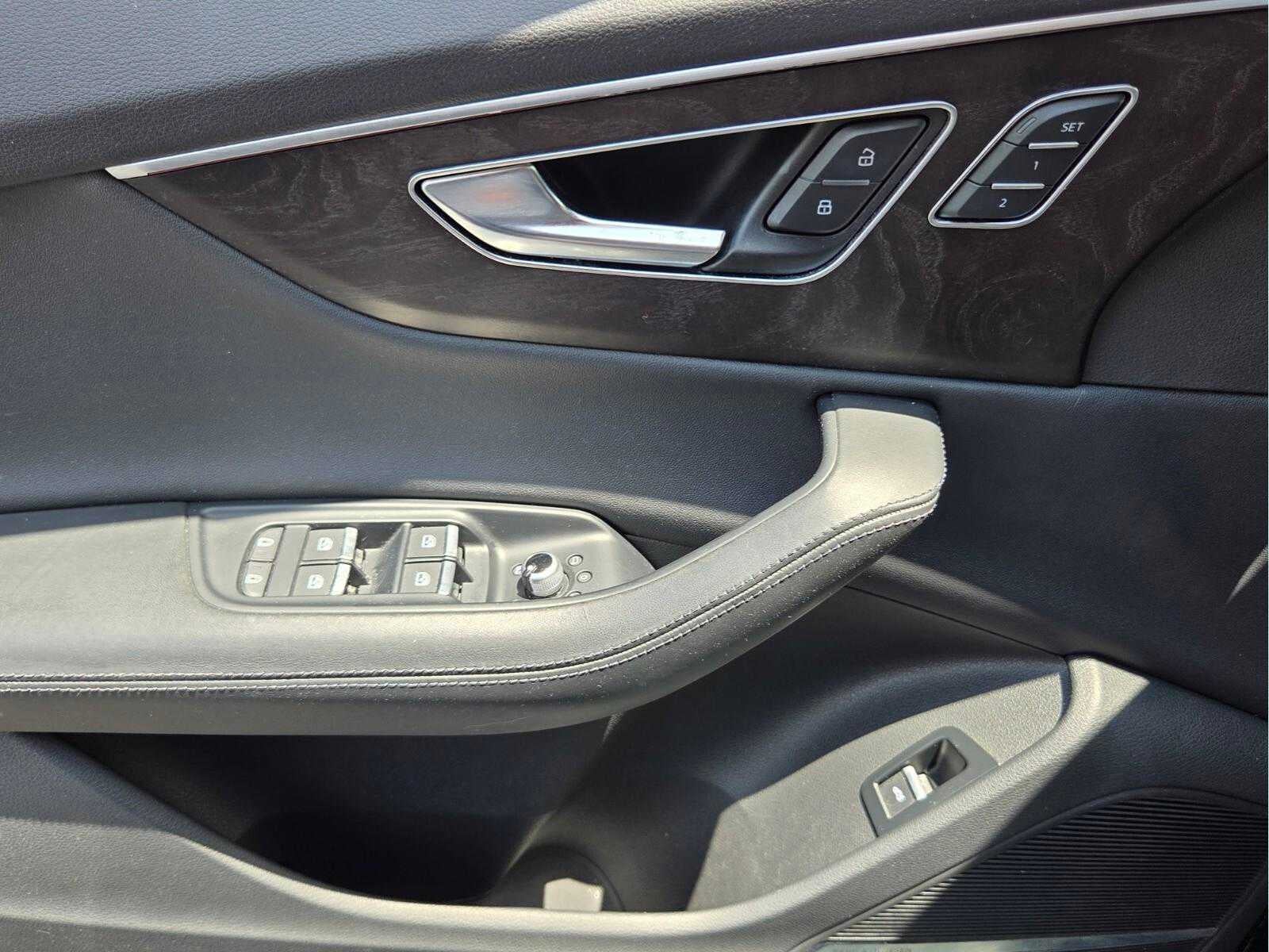 2022 Audi Q7 Prestige