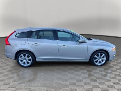 2017 Volvo V60 Premier