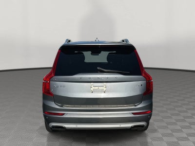 2016 Volvo XC90 T5 Momentum