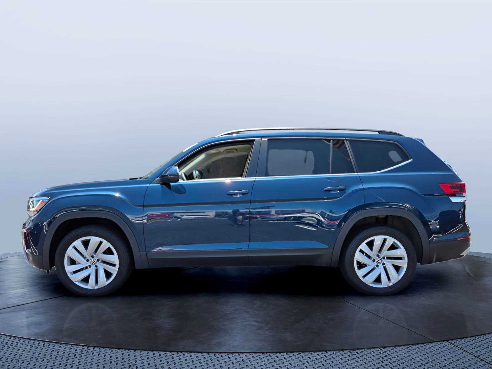 2023 Volkswagen Atlas 3.6L V6 SE w/Technology