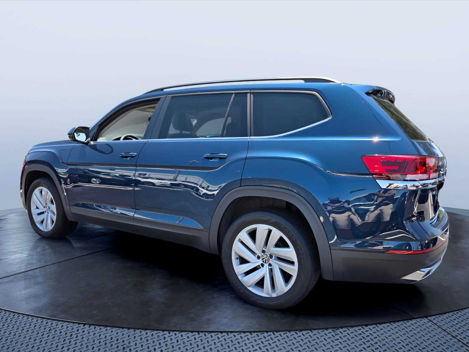 2023 Volkswagen Atlas 3.6L V6 SE w/Technology