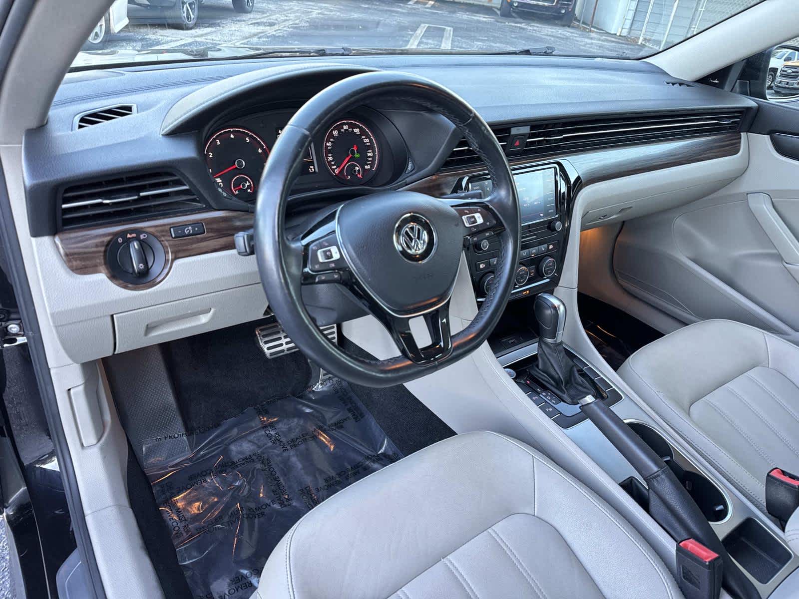 2020 Volkswagen Passat 2.0T SEL