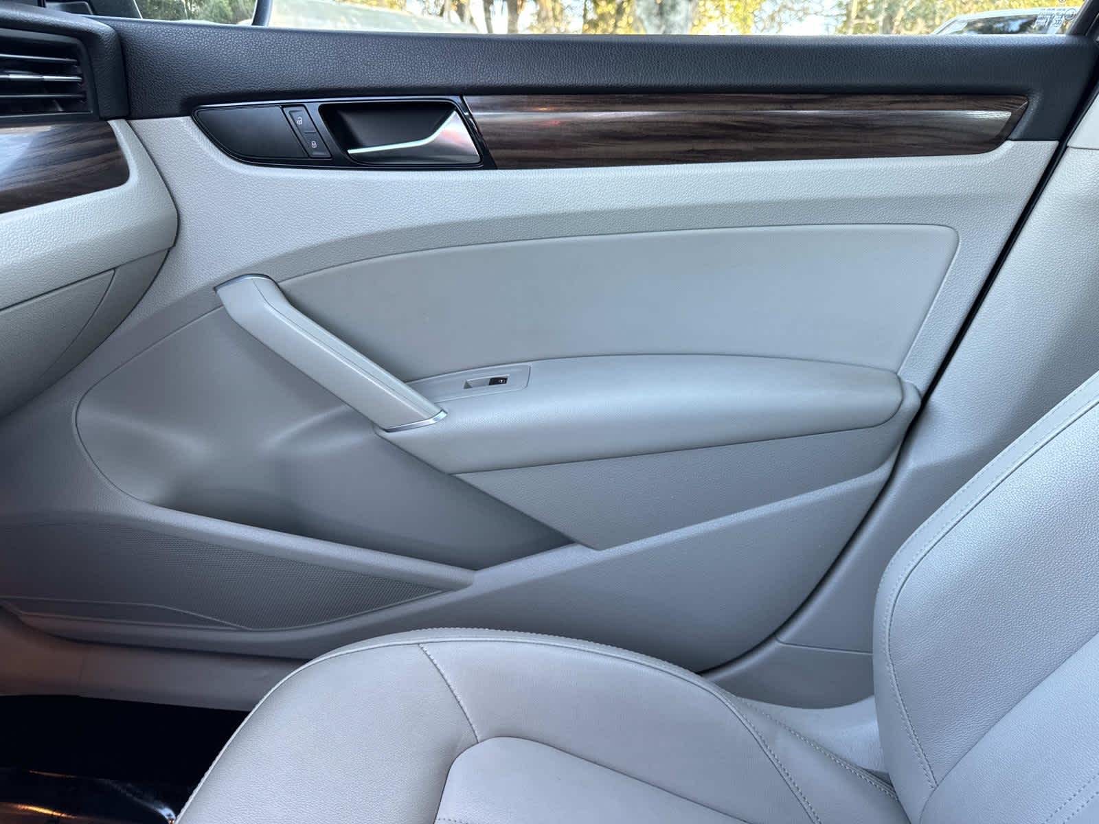 2020 Volkswagen Passat 2.0T SEL